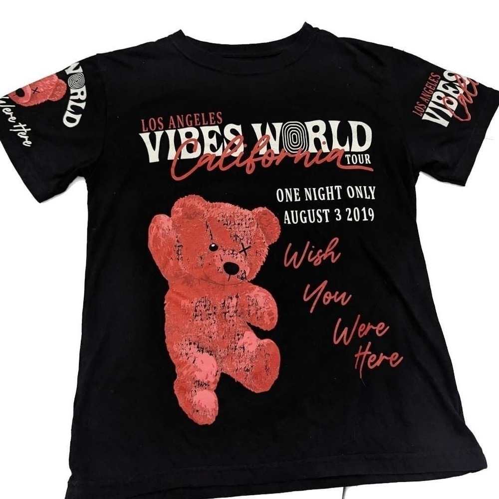 Rare Astroworld Womens T-Shirt Wish You Were Here Vibes Bear Tour Size l‎